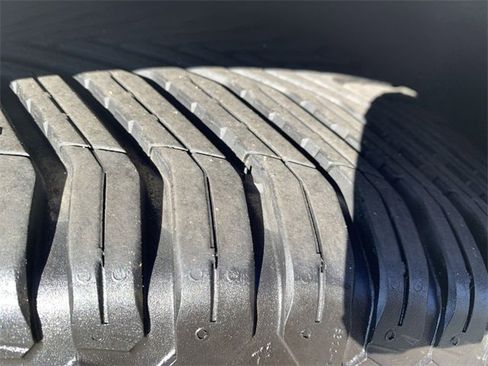 Used 2019 Ford Edge ST w/ Equipment Group 401A image 36