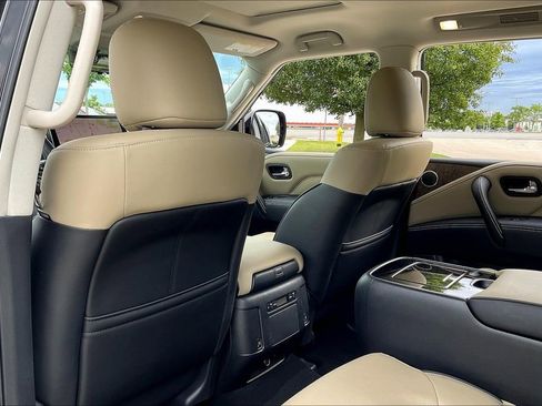 Certified 2023 INFINITI QX80 Premium Select w/ Cargo Package AWD/4WD image 33