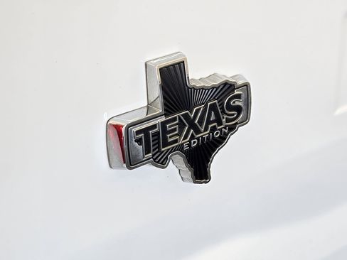 Certified 2022 Ford F150 XLT w/ Equipment Group 302A High image 12