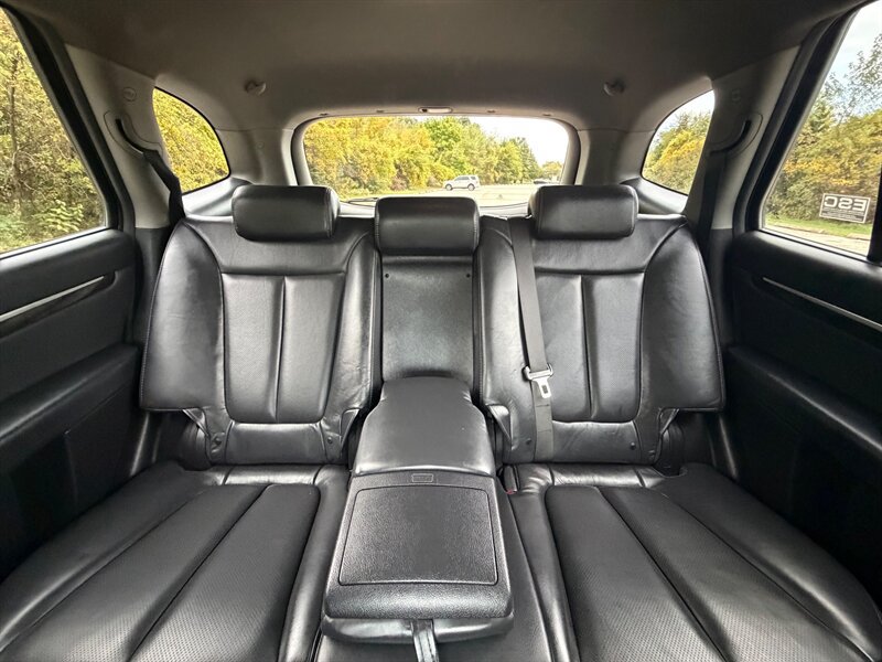Used 2007 Hyundai Santa Fe SE FWD image 11