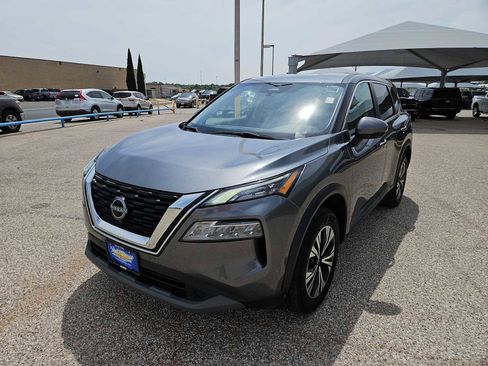 Used 2022 Nissan Rogue SV AWD/4WD image 4