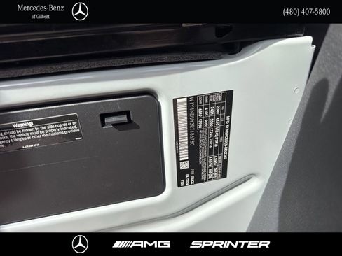 Used 2024 Mercedes-Benz Sprinter 2500 image 23
