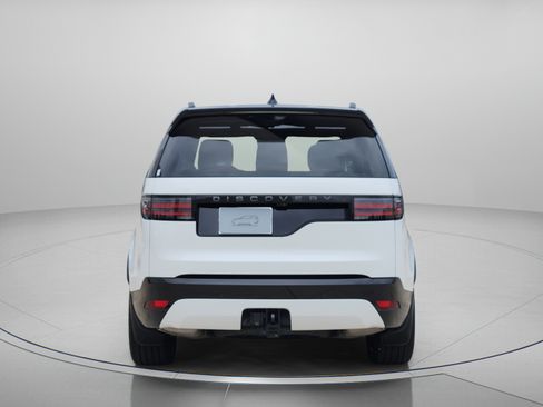 Used 2025 Land Rover Discovery Dynamic SE AWD/4WD image 4