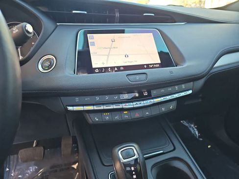 Used 2019 Cadillac XT4 Premium Luxury w/ Technology Package AWD/4WD image 20
