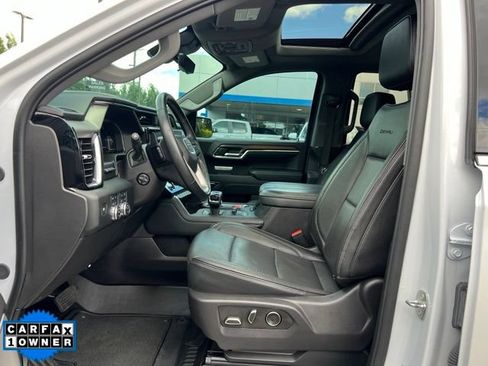 Used 2024 GMC Sierra 1500 Denali w/ Technology Package AWD/4WD image 18