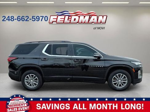 Used 2023 Chevrolet Traverse LT image 7