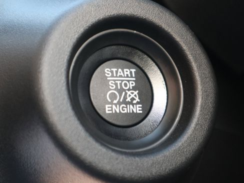 New 2026 RAM ProMaster 2500 w/ Convenience Group image 31