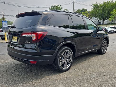 Certified 2022 Honda Pilot Sport image 6