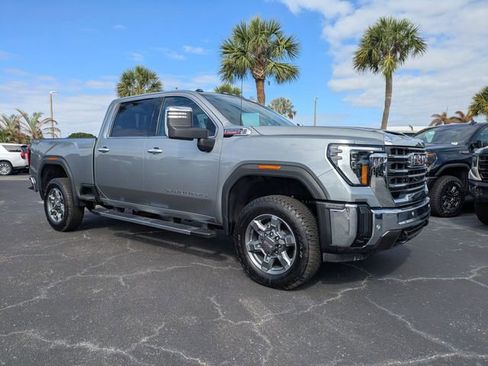 New 2026 GMC Sierra 3500 SLT w/ SLT Premium Package AWD/4WD image 2
