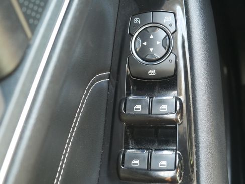 Used 2019 Ford Edge Titanium w/ Cold Weather Package AWD/4WD image 31
