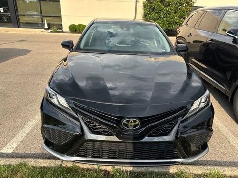 Used 2021 Toyota Camry XSE FWD image 2