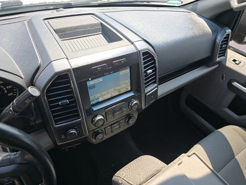 Used 2018 Ford F150 XLT w/ Equipment Group 302A Luxury AWD/4WD image 29