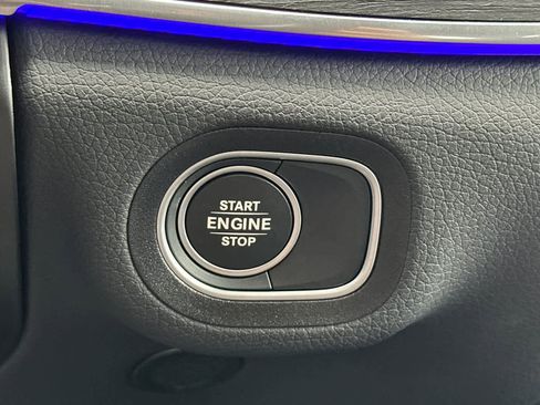 Certified 2025 Mercedes-Benz GLE 450e 4MATIC image 22