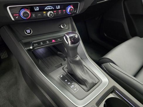 New 2025 Audi Q3 2.0T Premium image 16