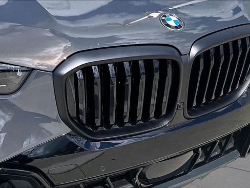 Used 2026 BMW X5 xDrive40i w/ M Sport Package AWD/4WD image 28