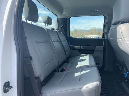 New 2026 Ford F250 XL w/ XL Chrome Package AWD/4WD image 12