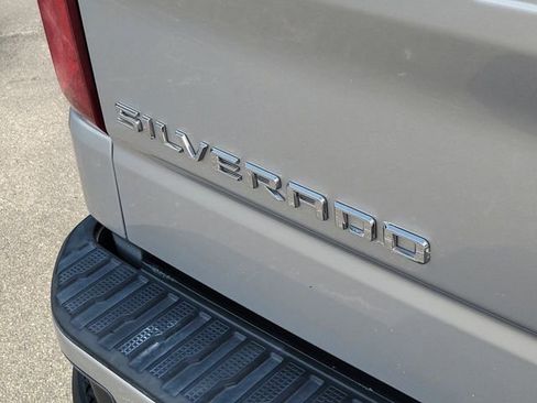 Used 2022 Chevrolet Silverado 1500 Custom RWD image 6