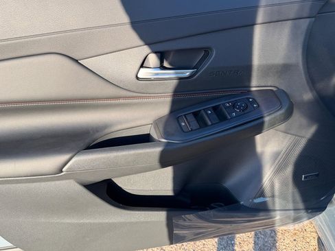 New 2026 Nissan Sentra SR w/ SR Premium Package FWD image 21