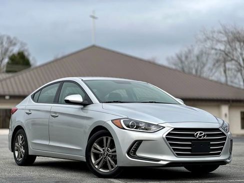 Used 2017 Hyundai Elantra Value Edition w/ Cargo Package image 3