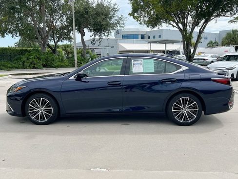 Certified 2025 Lexus ES 300h w/ Premium Package FWD image 4
