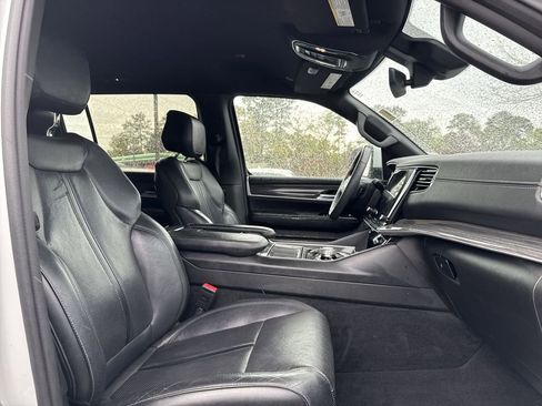 Used 2022 Jeep Wagoneer Series II image 24