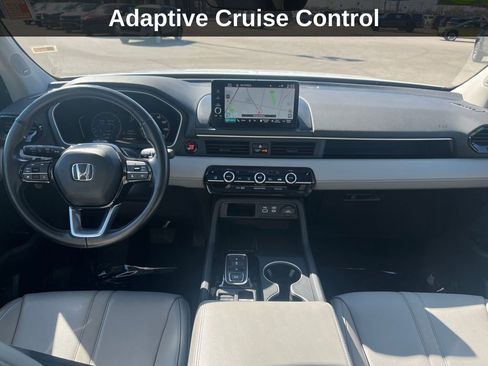 Used 2023 Honda Pilot Touring image 18