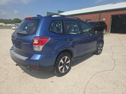 Used 2018 Subaru Forester 2.5i w/ Alloy Wheel Package image 3