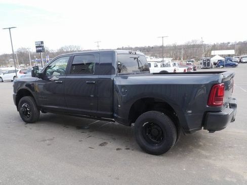 New 2026 RAM 3500 Laramie AWD/4WD image 12