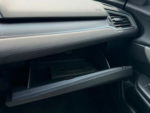 Used 2018 Honda Civic LX image 17