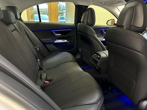 Used 2025 Mercedes-Benz E 350 Sedan w/ Winter Package image 18