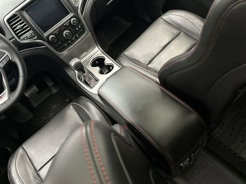 Used 2018 Jeep Grand Cherokee Trailhawk w/ Trailhawk Luxury Group AWD/4WD image 27