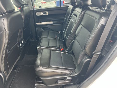 Used 2023 Ford Explorer Limited w/ Hybrid Equipment Group 310A image 14