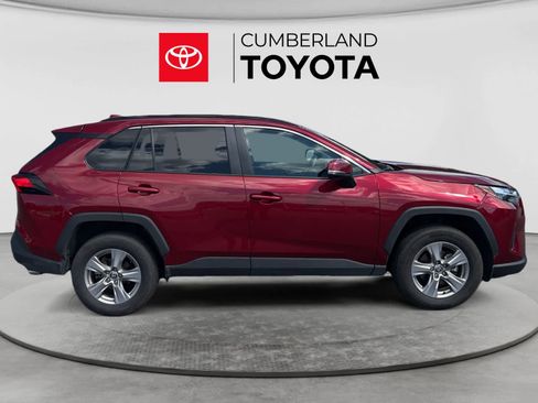 Used 2025 Toyota RAV4 XLE AWD/4WD image 6
