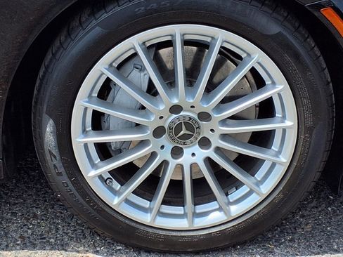 Used 2021 Mercedes-Benz E 350 Sedan image 9