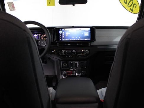 Used 2024 Jeep Wrangler Sport AWD/4WD image 27