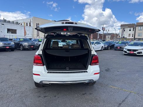 Used 2015 Mercedes-Benz GLK 350 4MATIC image 9