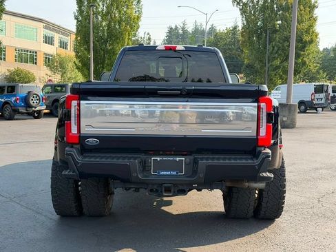Used 2024 Ford F450 Platinum w/ FX4 Off-Road Package AWD/4WD image 4