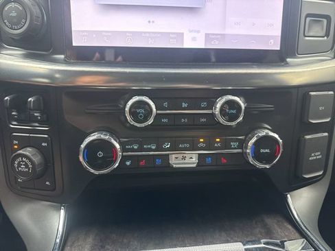 Used 2022 Ford F150 Lariat w/ Equipment Group 502A High AWD/4WD image 9