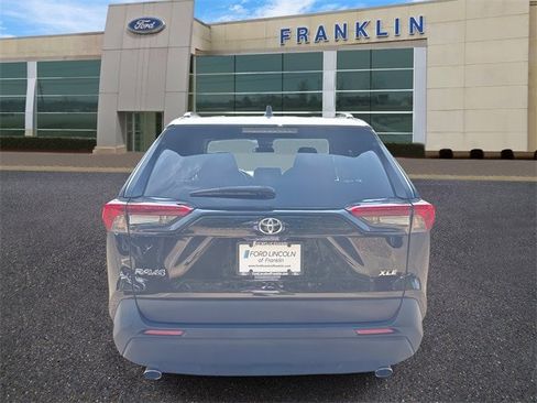 Used 2024 Toyota RAV4 XLE image 6