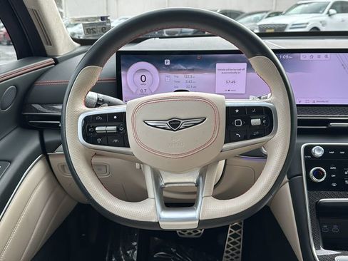 Used 2025 Genesis GV80 3.5T e-SC image 33