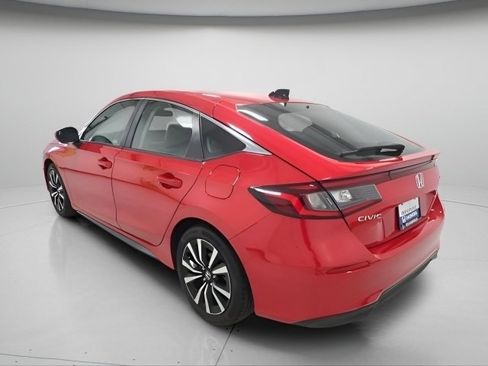 Used 2024 Honda Civic EX-L image 5