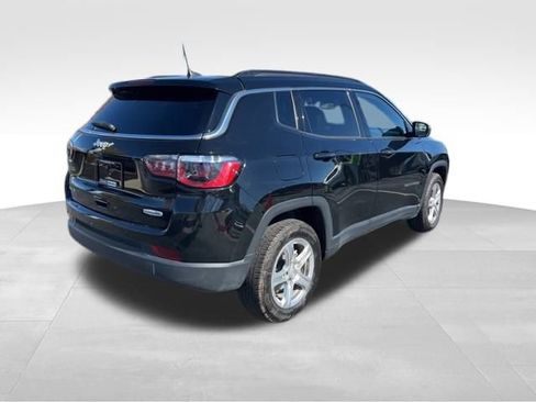 Used 2024 Jeep Compass Latitude w/ Altitude Special Edition image 7