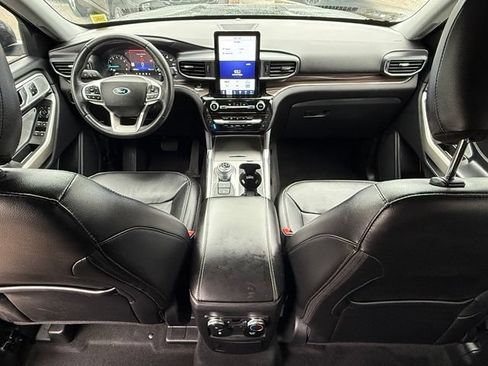Used 2022 Ford Explorer Limited w/ Limited Technology Package AWD/4WD image 27