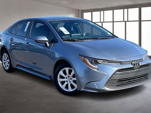 Used 2024 Toyota Corolla LE image 1