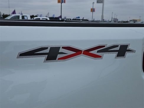 Used 2020 Chevrolet Silverado 2500 LTZ image 16