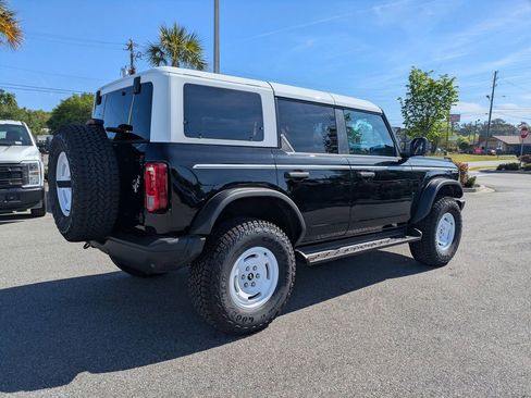 New 2026 Ford Bronco Heritage Edition image 4