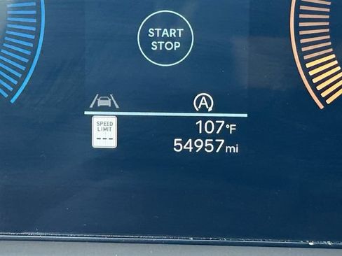Used 2025 Hyundai Tucson SEL FWD image 31