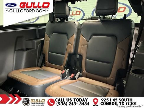 Certified 2023 Ford Bronco Outer Banks w/ Sasquatch Package AWD/4WD image 13