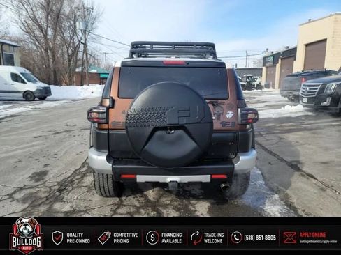 Used 2014 Toyota FJ Cruiser 4WD w/ Convenience Package image 7