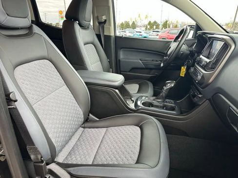 Used 2022 Chevrolet Colorado Z71 image 19